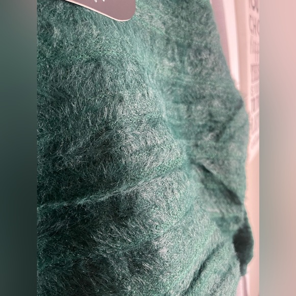 Green paper heart cropped sweater size S - Picture 4 of 4